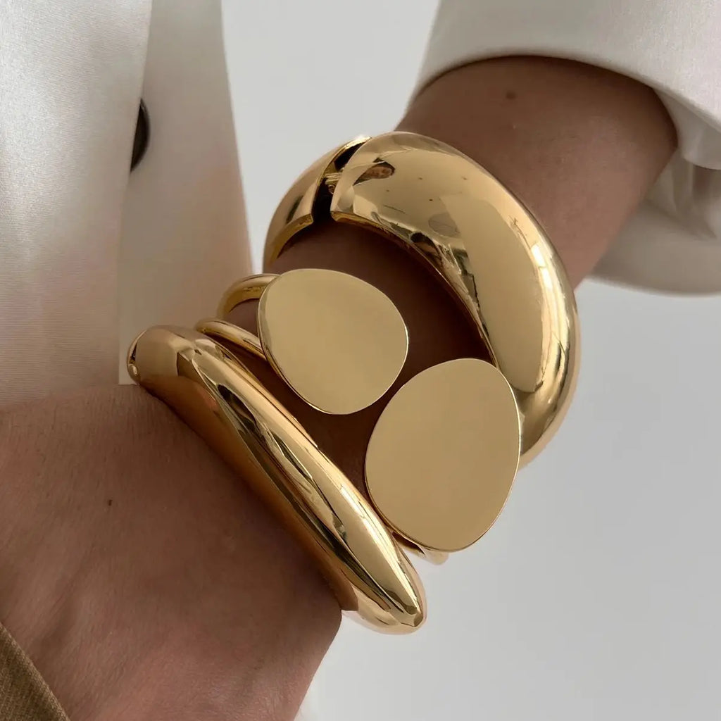 Alisha Chunky Cuff Bracelet — Vintage Gold Statement Bangle