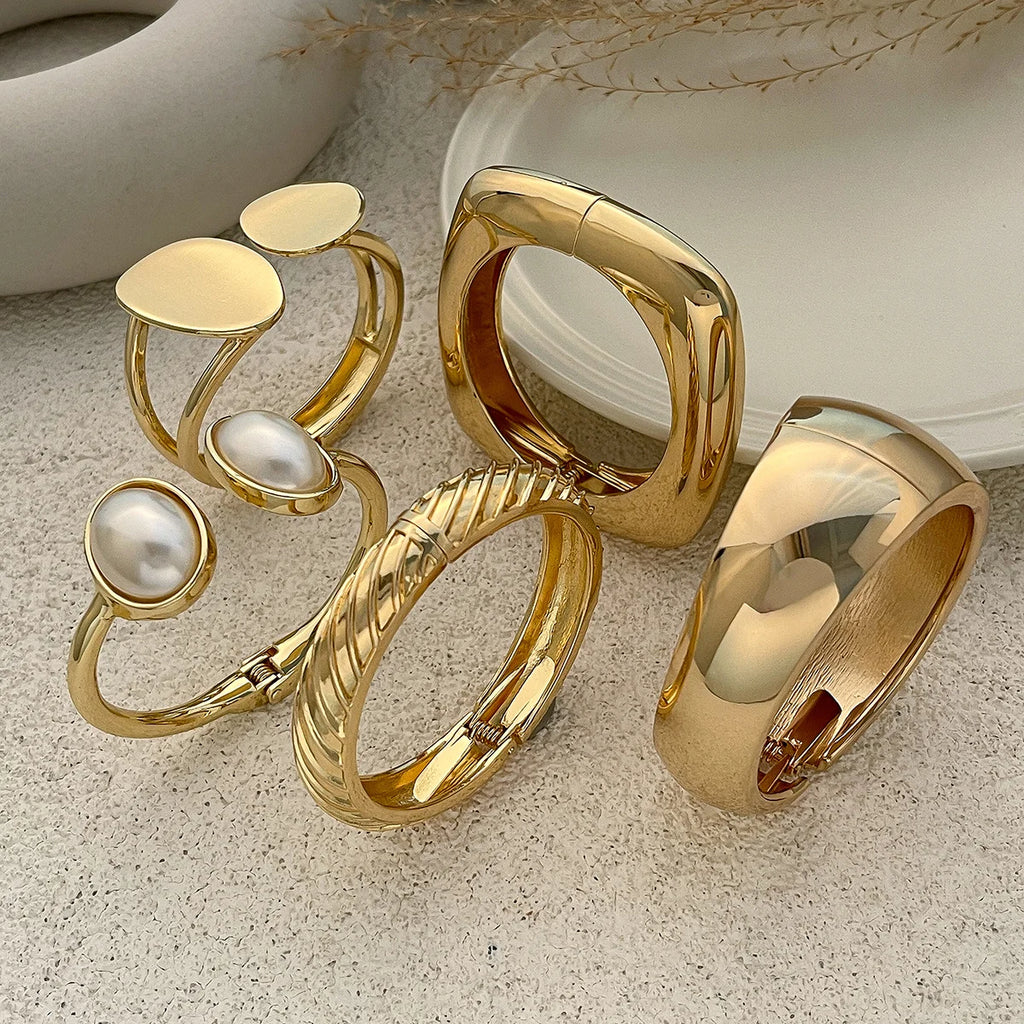 Alisha Chunky Cuff Bracelet — Vintage Gold Statement Bangle