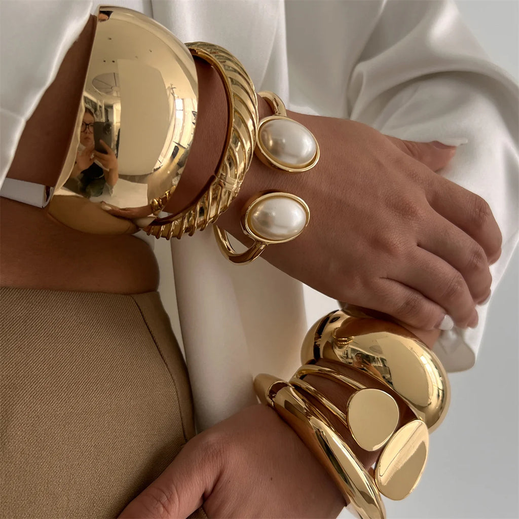 Alisha Chunky Cuff Bracelet — Vintage Gold Statement Bangle